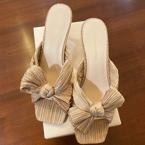 Eugenia pleated knot square toe mule dune